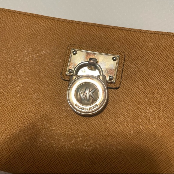 Michael Kors Tan Wallet - Picture 8 of 8